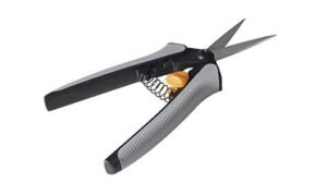 pruning made easy and comfortable